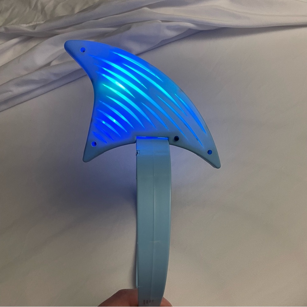 Led shark fin headband